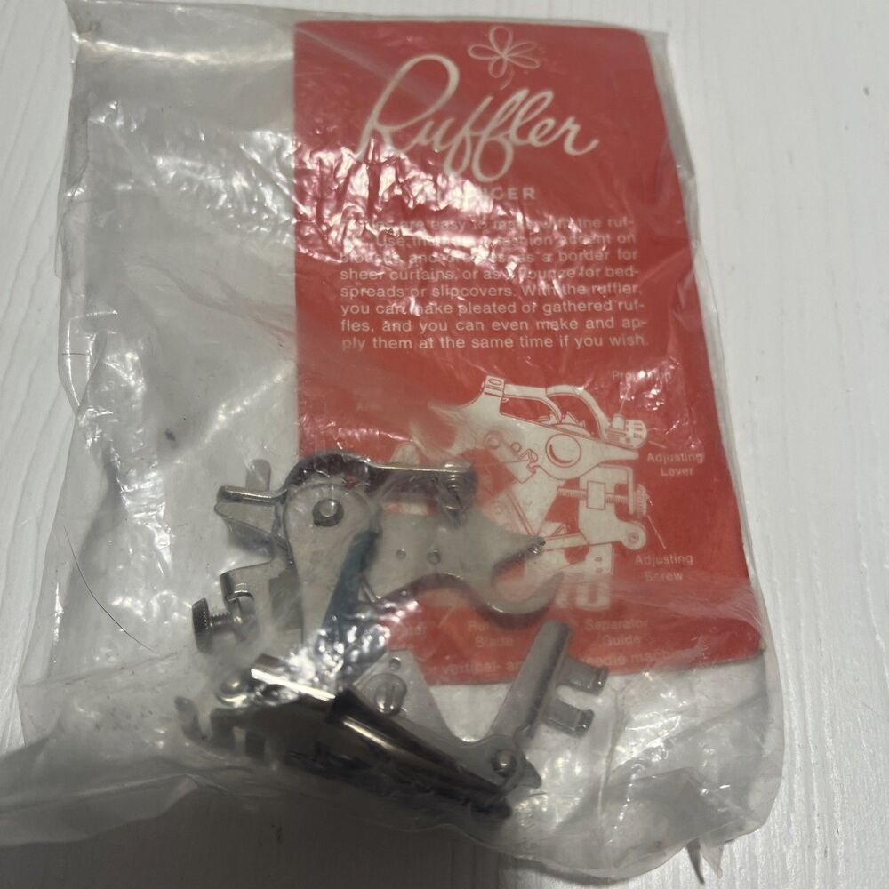 VINTAGE︱ Singer Sewing Machine Ruffler Attachment 1968︱NEW︱